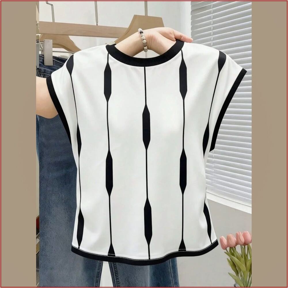 Black and White Casual Women's Contrast Stripe Knit Round Neck Top